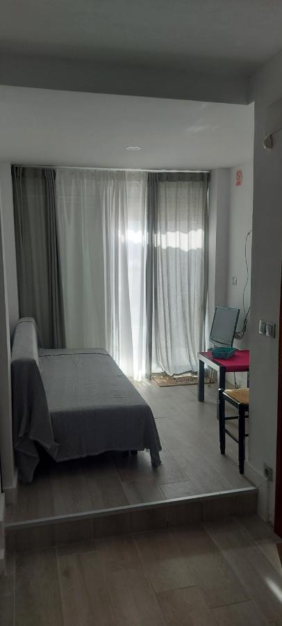 Apartamento Suerte Con Vistas A La Playa San Antonio De กูลเญรา ภายนอก รูปภาพ
