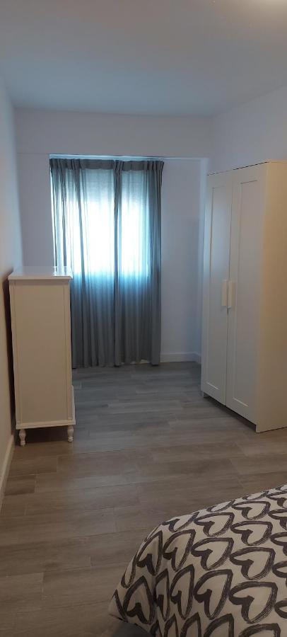 Apartamento Suerte Con Vistas A La Playa San Antonio De กูลเญรา ภายนอก รูปภาพ